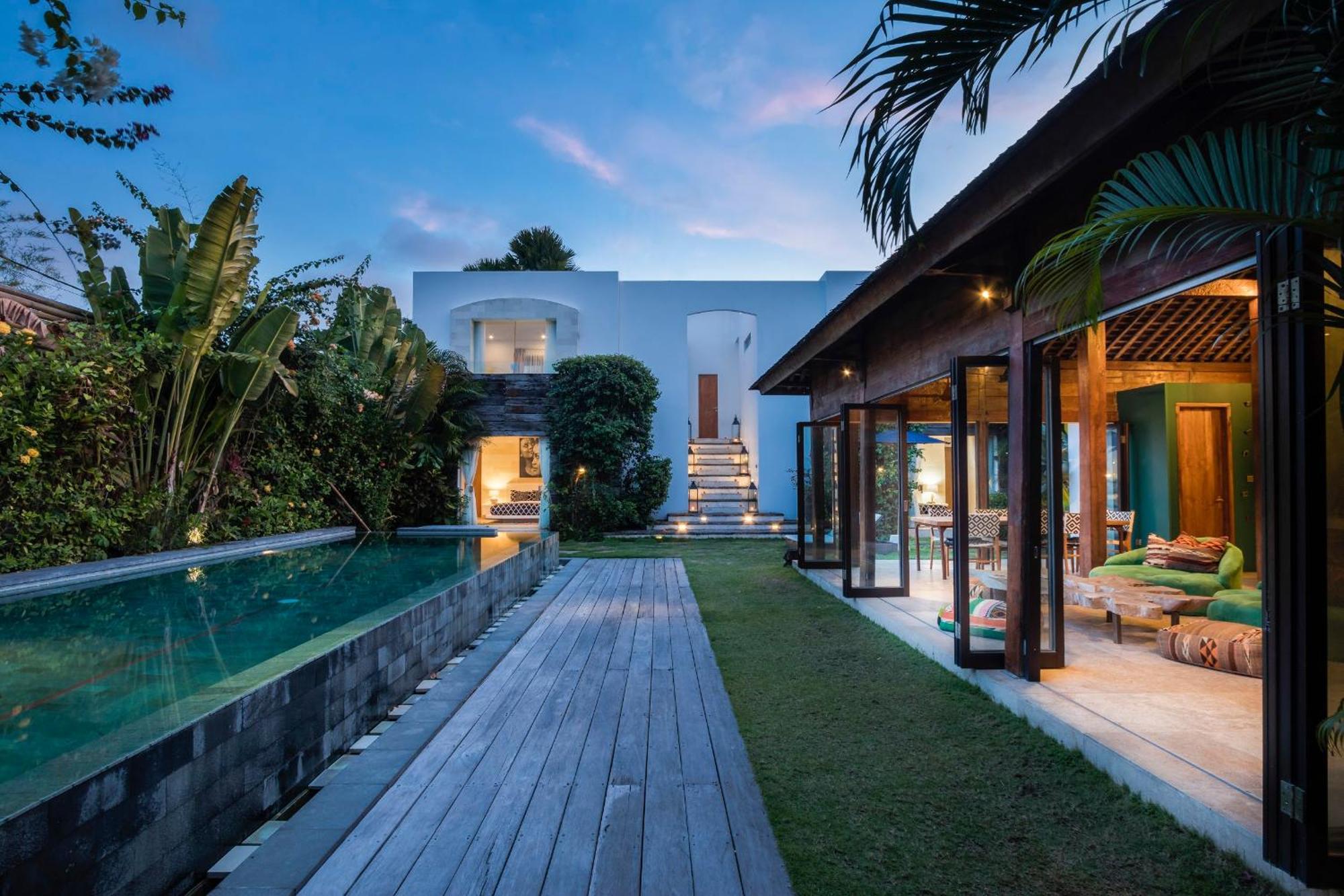 Elegant Villa Casabianca - Tropical Pool & Garden, Near Potato Head Beach Club! سمينياك المظهر الخارجي الصورة