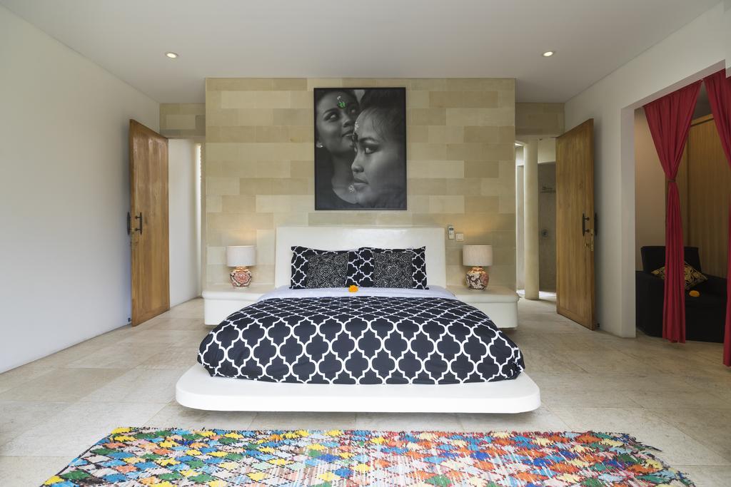 Elegant Villa Casabianca - Tropical Pool & Garden, Near Potato Head Beach Club! سمينياك المظهر الخارجي الصورة