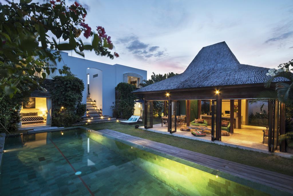 Elegant Villa Casabianca - Tropical Pool & Garden, Near Potato Head Beach Club! سمينياك المظهر الخارجي الصورة